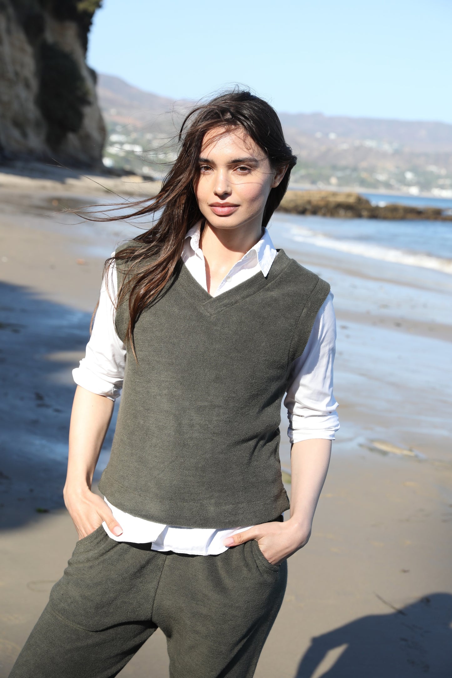 The V neck in 100% Japanese Cotton Terry