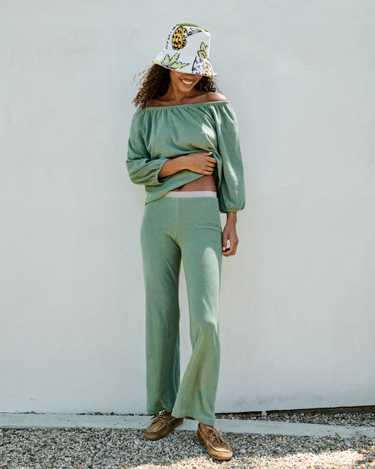 The Straight  Leg Thin Terry pant