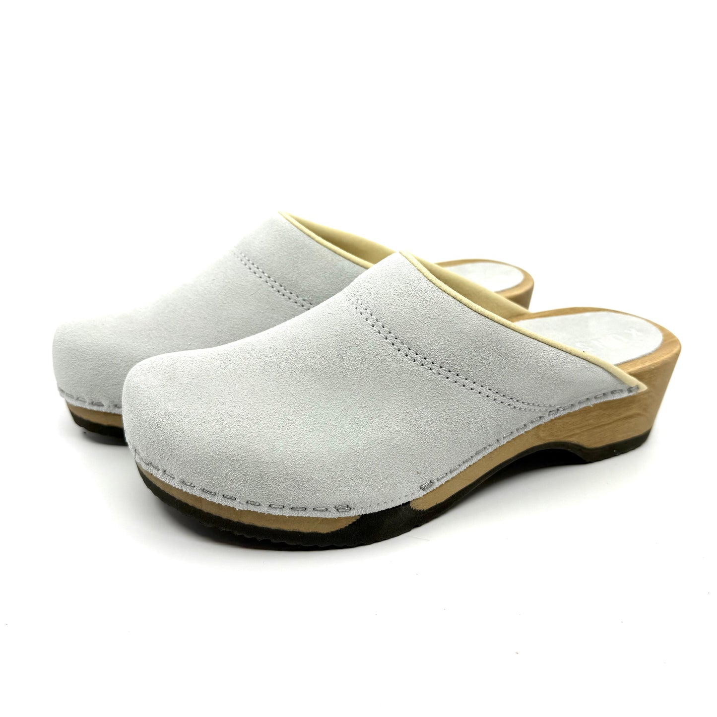 Embla I Off White Suede
