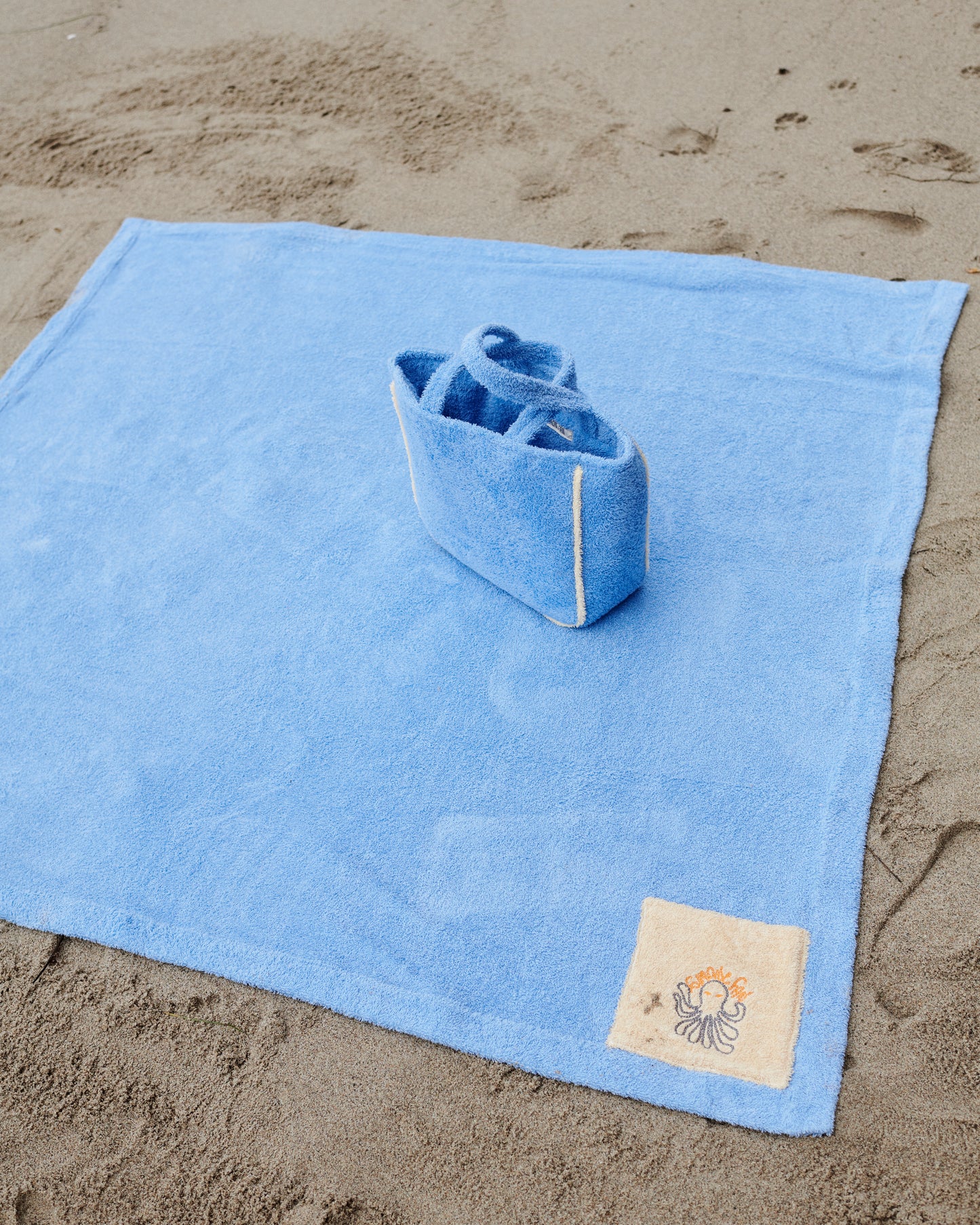 The Beach Towel Blanket